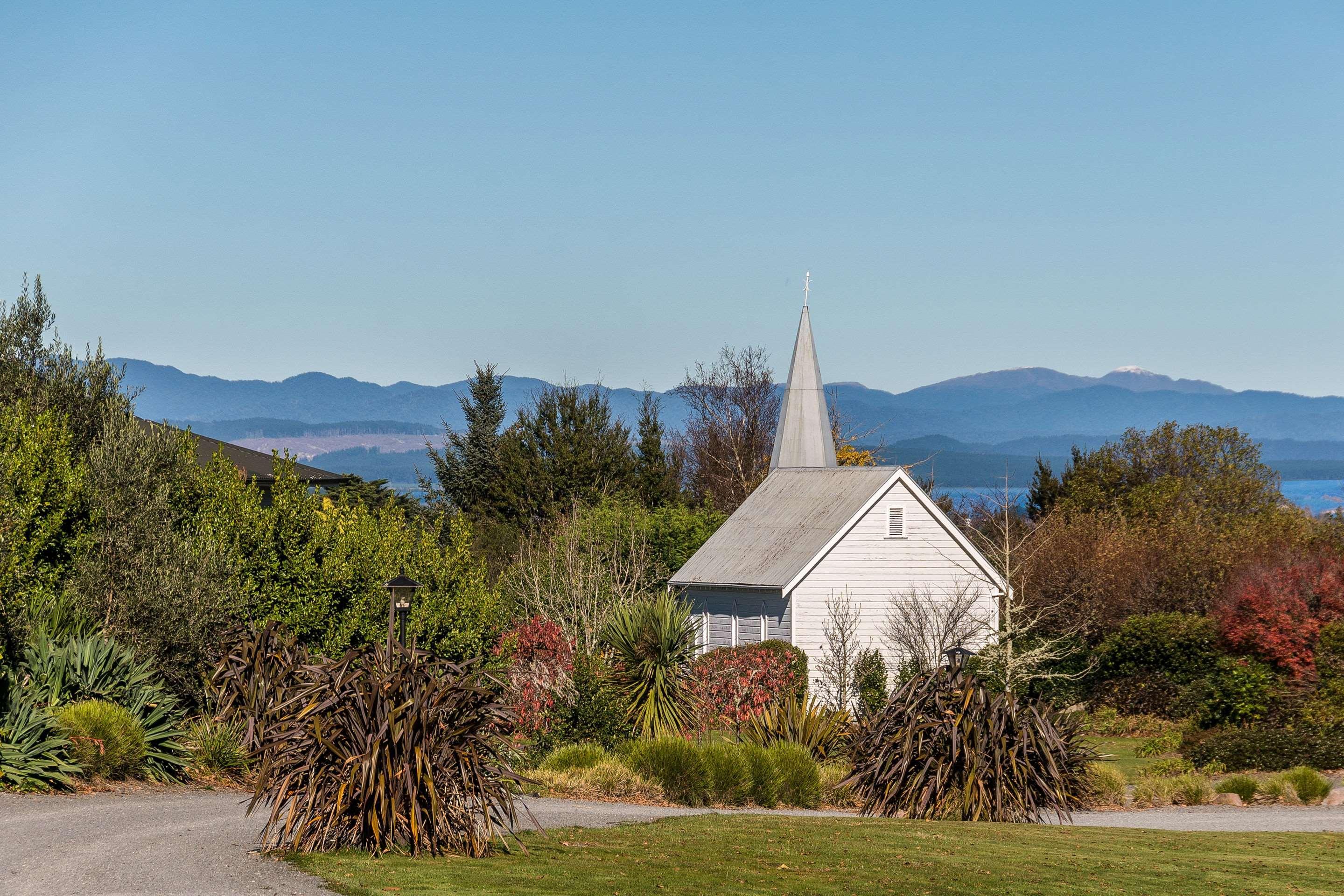Huka Falls Resort Τούπο Εξωτερικό φωτογραφία The church in 2014