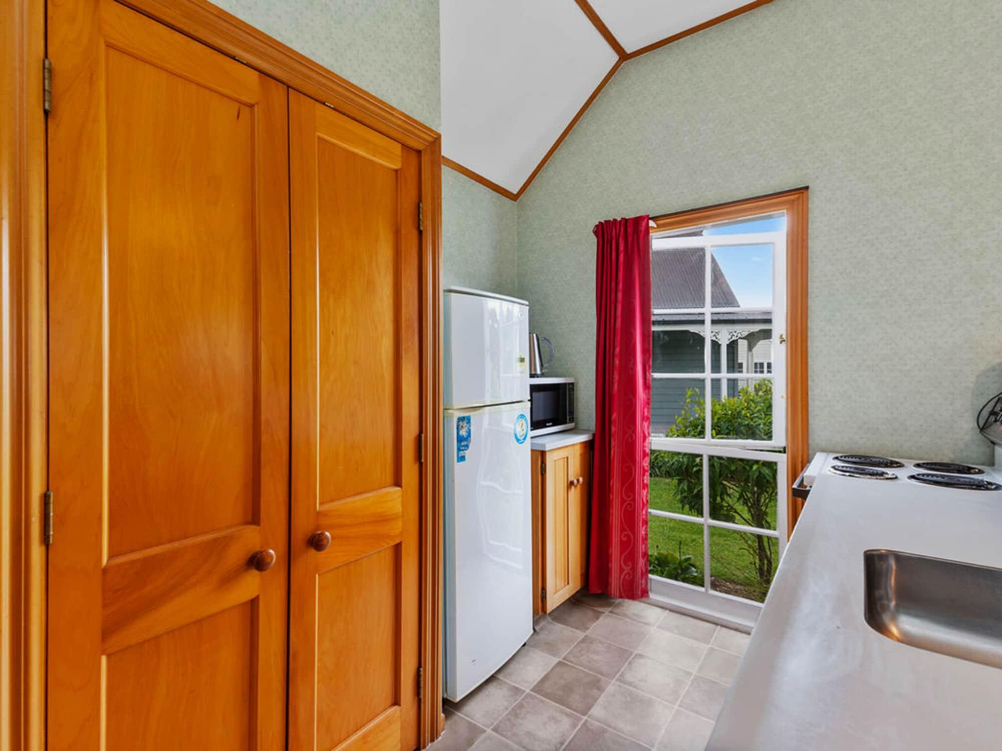 Huka Falls Resort Τούπο Εξωτερικό φωτογραφία Kitchenette