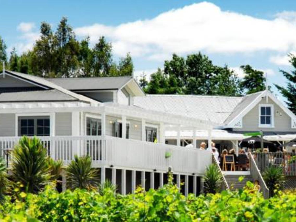 Huka Falls Resort Τούπο Εξωτερικό φωτογραφία The Village at Wairau